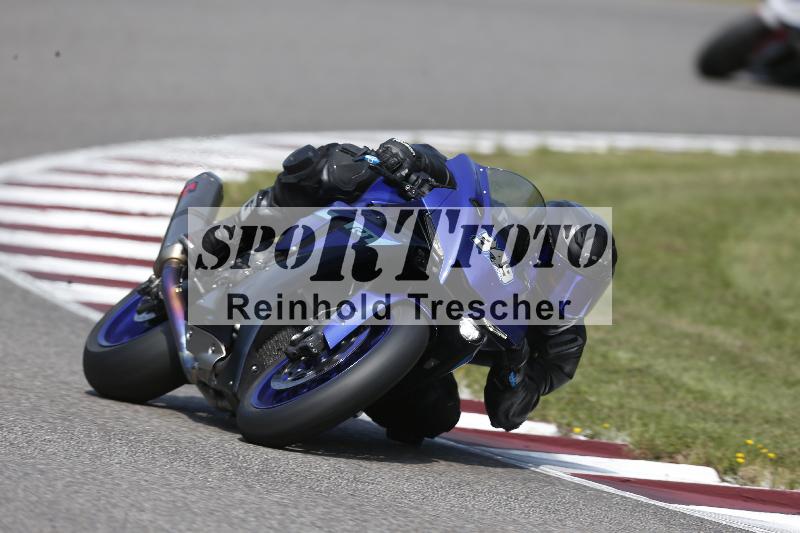 /Archiv-2025/49 26.08.2025 Cornu Master School ADR/rot-rouge/349